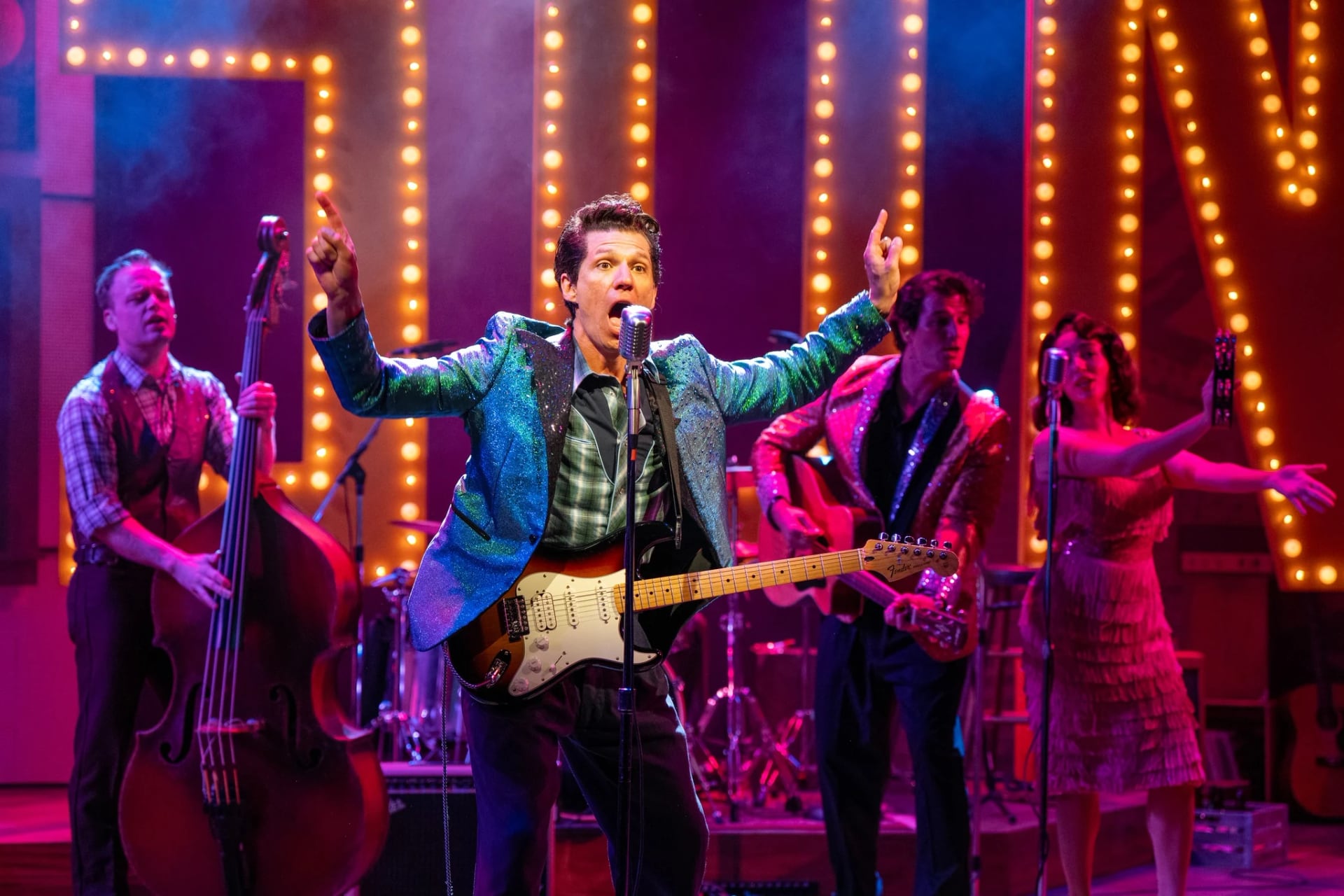 Million Dollar Quartet scenic design cover image