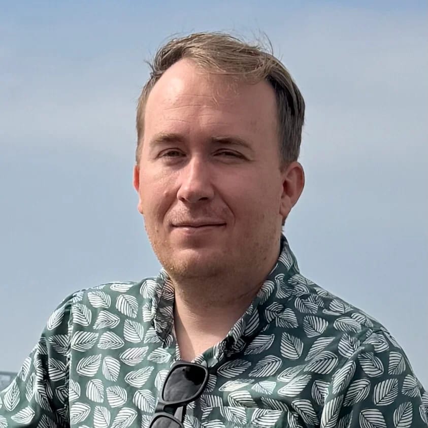VoyageLA Rising Stars feature presenting Brandon PT Davis as a scenic designer working across theatre and adjacent design fields.