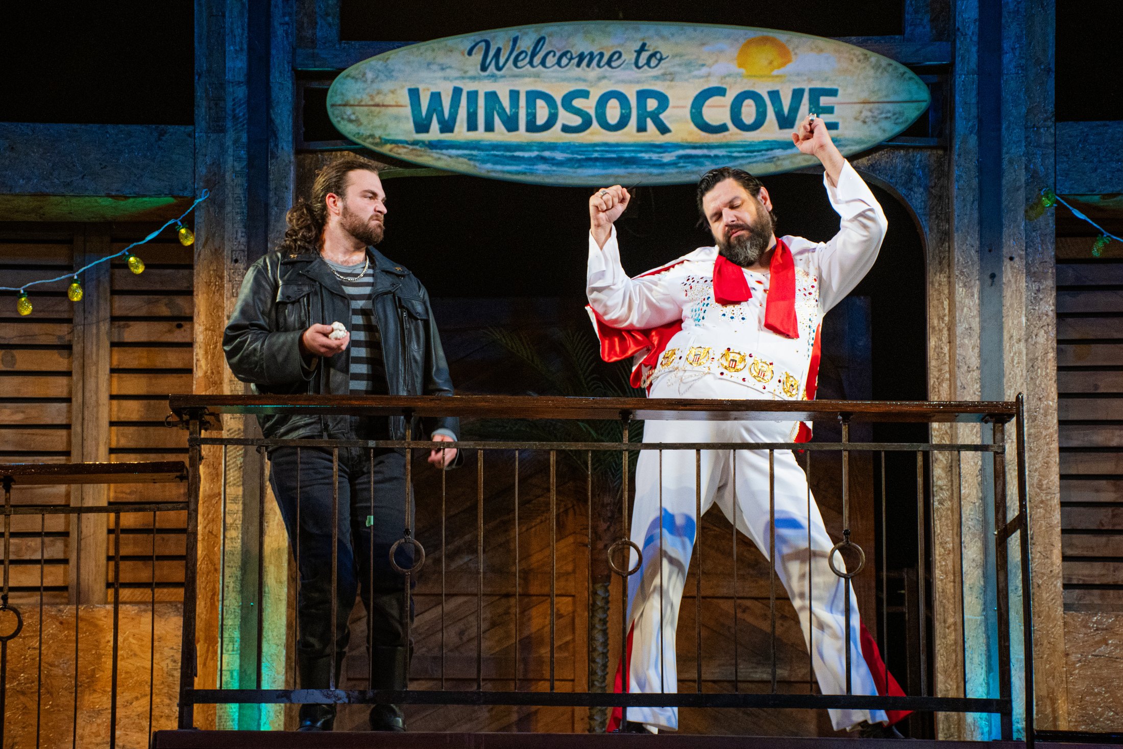 A balcony scene uses the two-level architecture of the in-the-round scenic design.